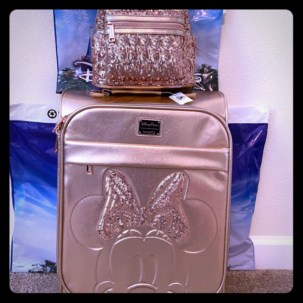 *SOLD* Loungefly Disney Briar Rose Gold Travel Set